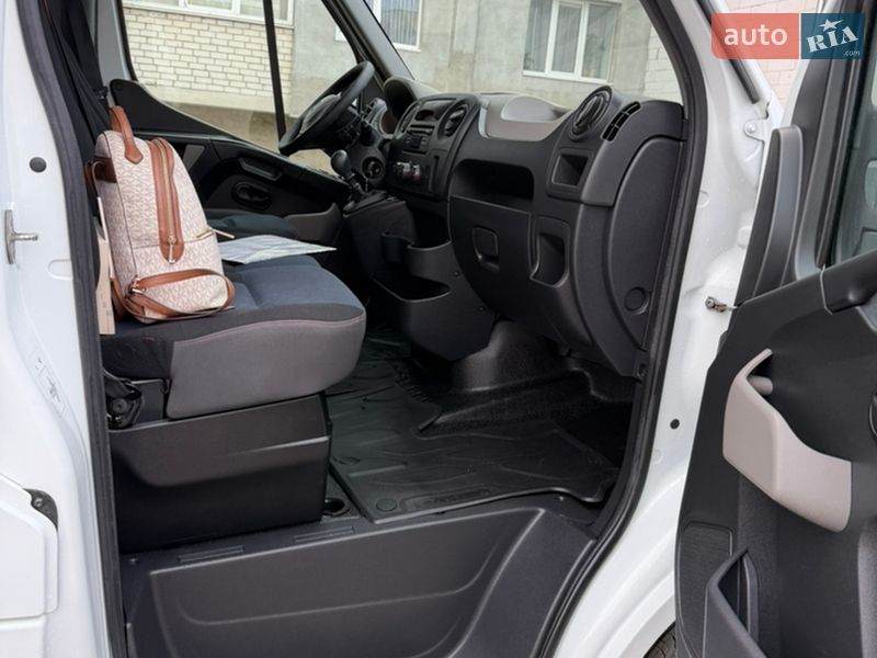 Тентований Renault Master 2016 в Дубні фото 23 Тентований Renault Master 2016 в Дубні