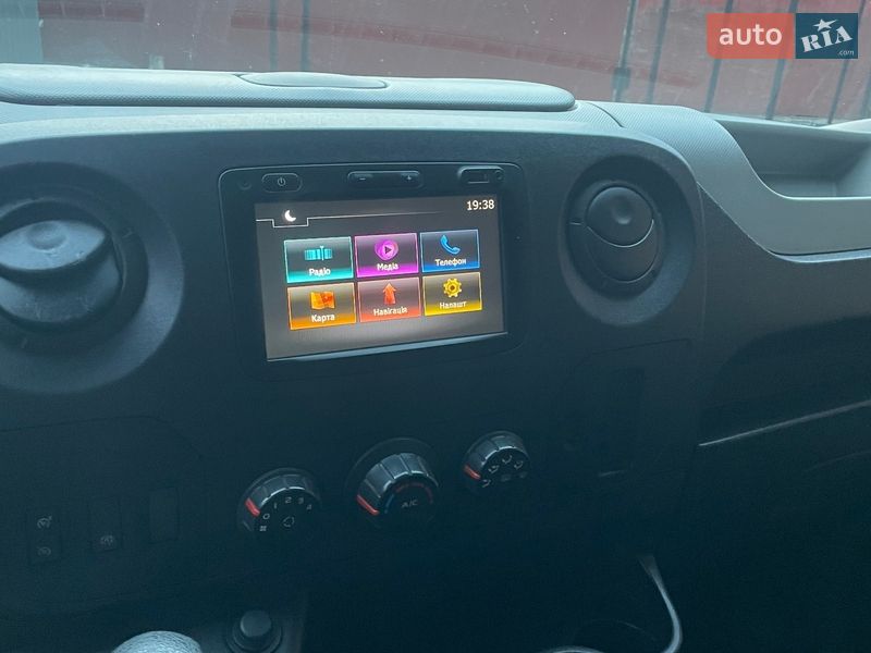 Грузовой фургон Renault Master 2017 в Ковеле