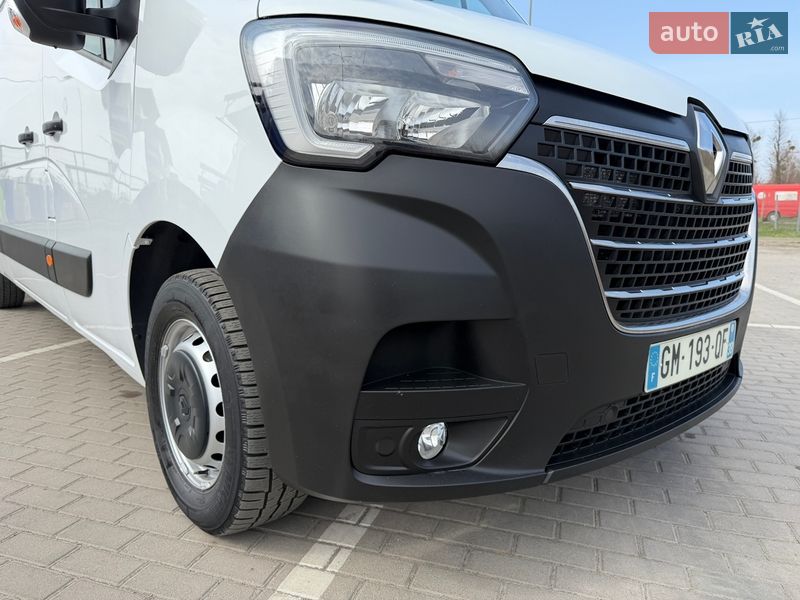 Вантажний фургон Renault Master 2023 в Дубні