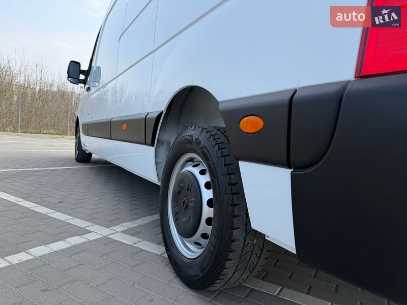 Вантажний фургон Renault Master 2023 в Дубні