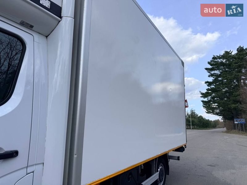 Вантажний фургон Renault Master 2022 в Києві