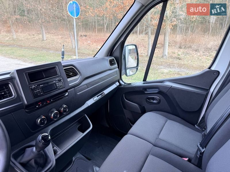 Вантажний фургон Renault Master 2022 в Києві