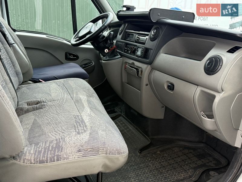 Вантажопасажирський фургон Renault Master 2006 в Володимирі фото 3 Вантажопасажирський фургон Renault Master 2006 в Володимирі