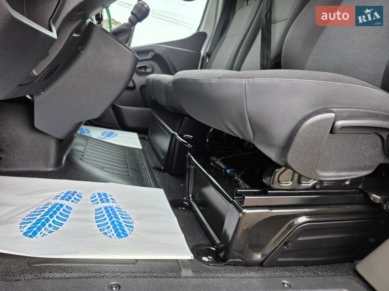 Грузовой фургон Renault Master 2021 в Одессе