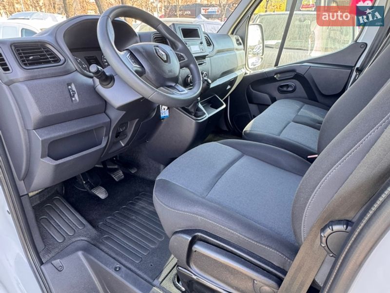 Грузовой фургон Renault Master 2022 в Киеве
