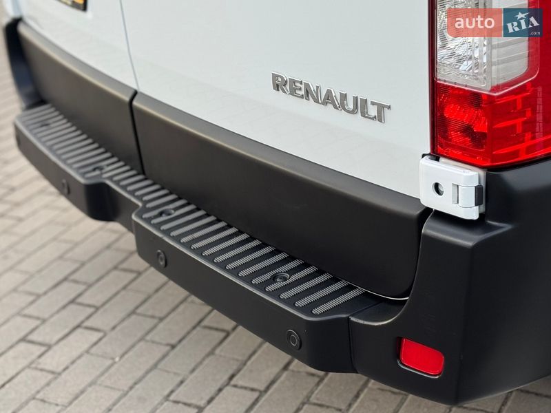 Вантажний фургон Renault Master 2019 в Дубні