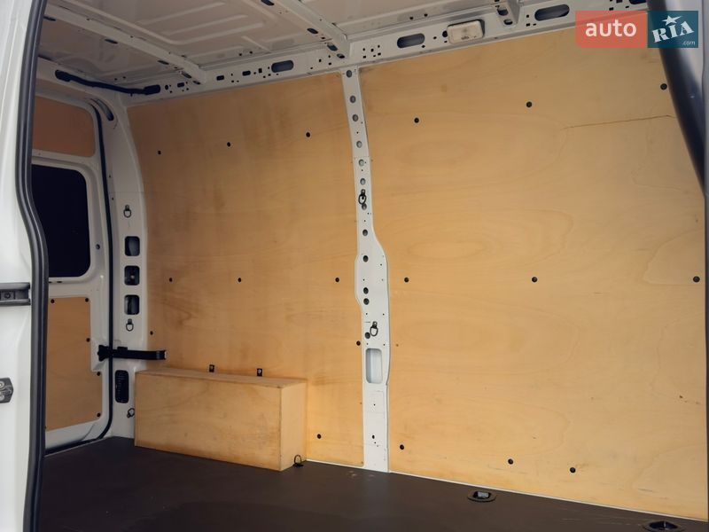 Вантажний фургон Renault Master 2019 в Дубні