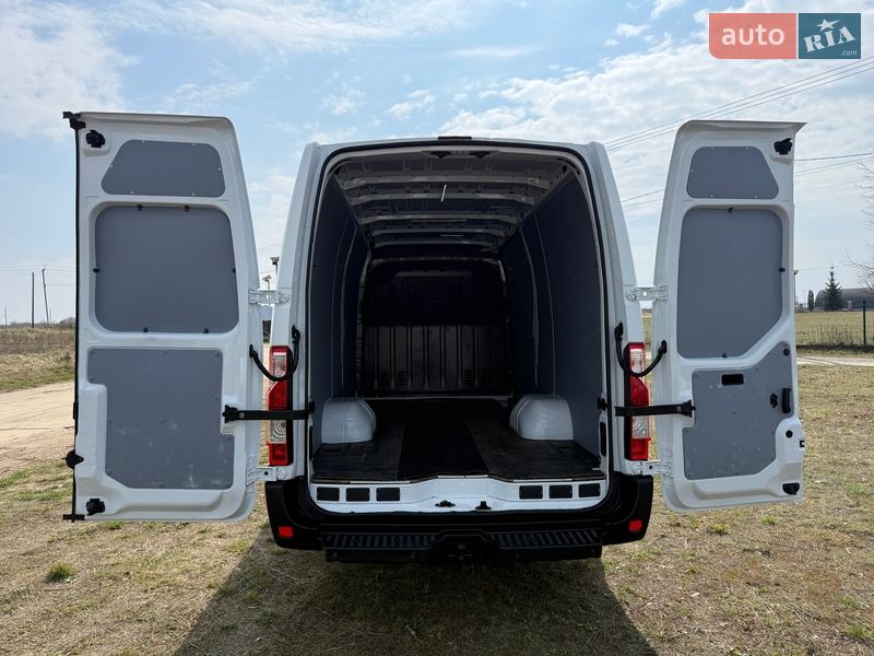 Грузовой фургон Renault Master 2018 в Львове