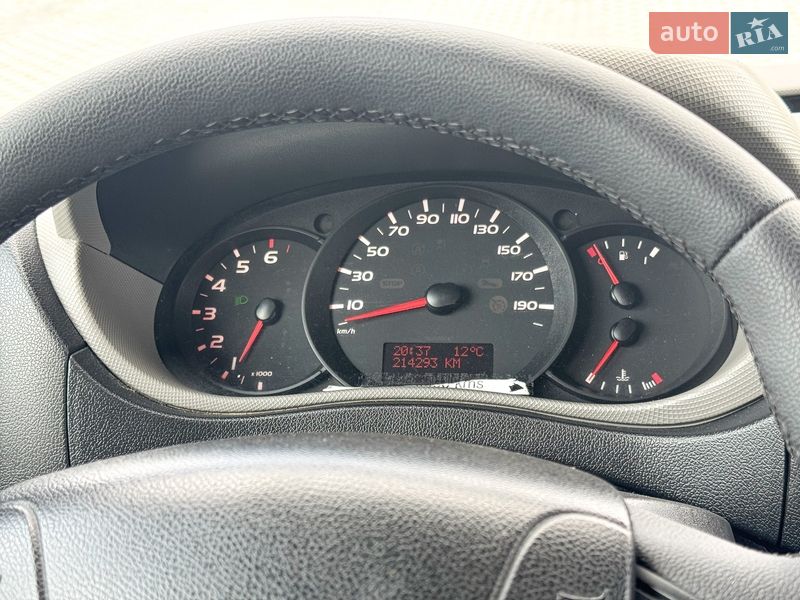 Грузовой фургон Renault Master 2015 в Ровно