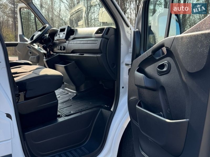 Вантажний фургон Renault Master 2023 в Ковелі