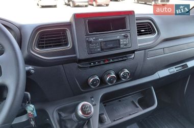 Вантажний фургон Renault Master 2023 в Івано-Франківську