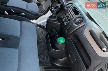Грузопассажирский фургон Renault Master 2015 в Киеве