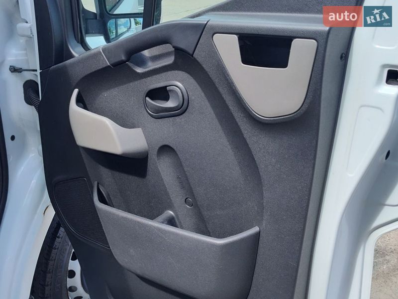 Грузовой фургон Renault Master 2018 в Житомире