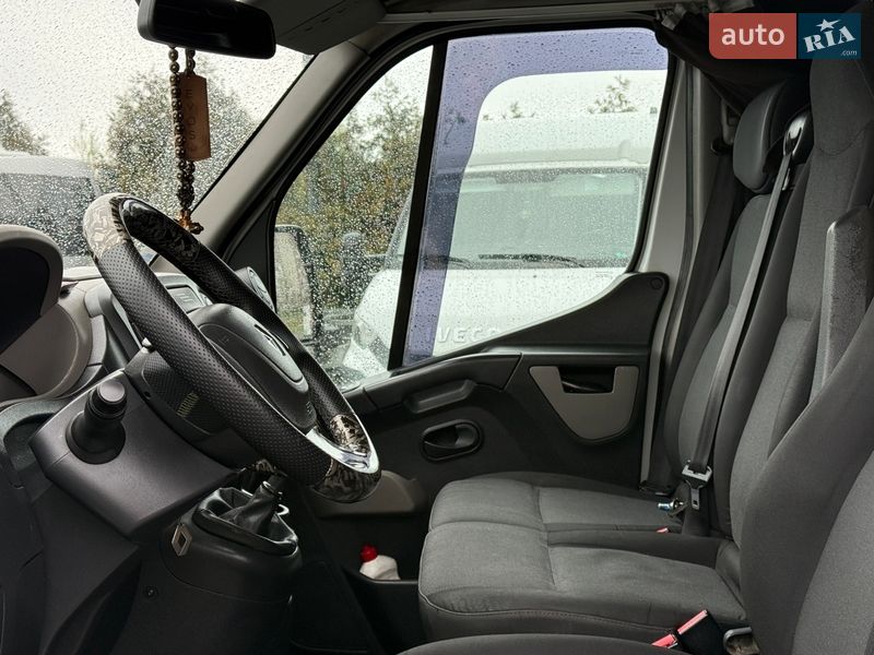 Вантажний фургон Renault Master 2016 в Ковелі