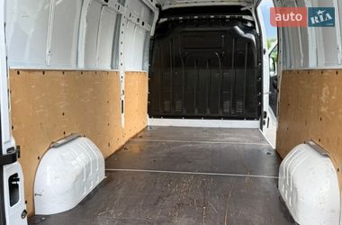 Вантажний фургон Renault Master 2023 в Ужгороді фото 23 Вантажний фургон Renault Master 2023 в Ужгороді