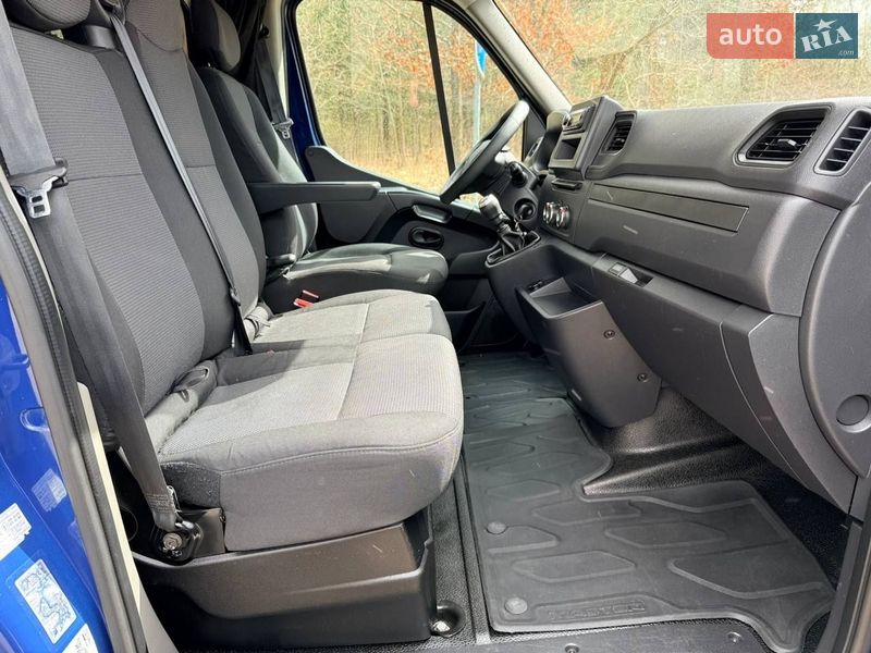 Тентованый Renault Master 2022 в Киеве