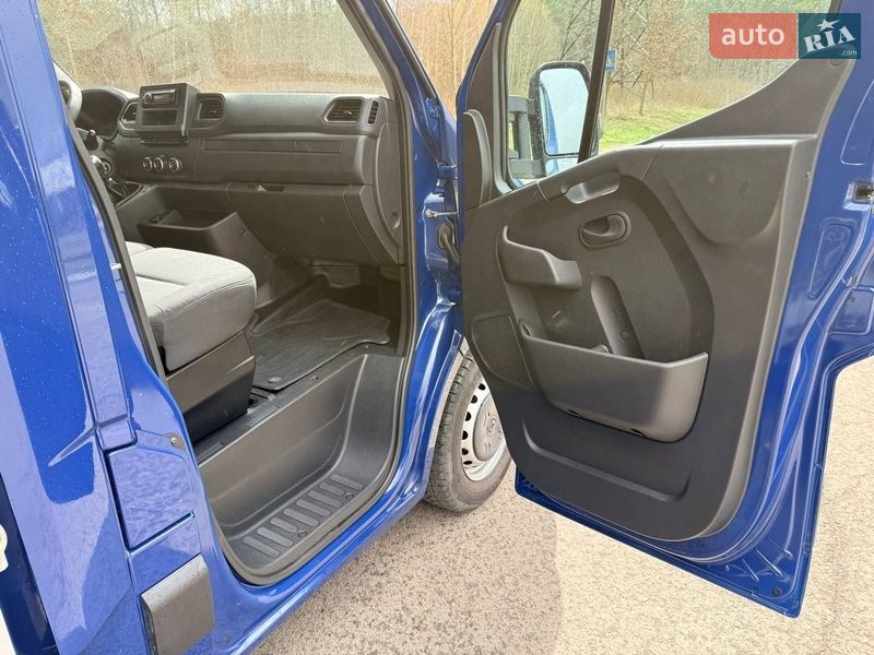 Тентованый Renault Master 2022 в Киеве