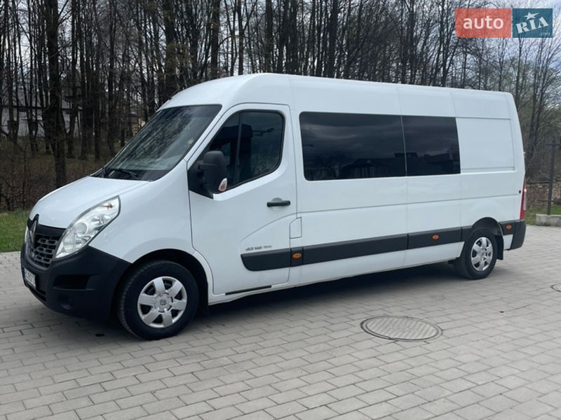 Вантажопасажирський фургон Renault Master 2015 в Долині