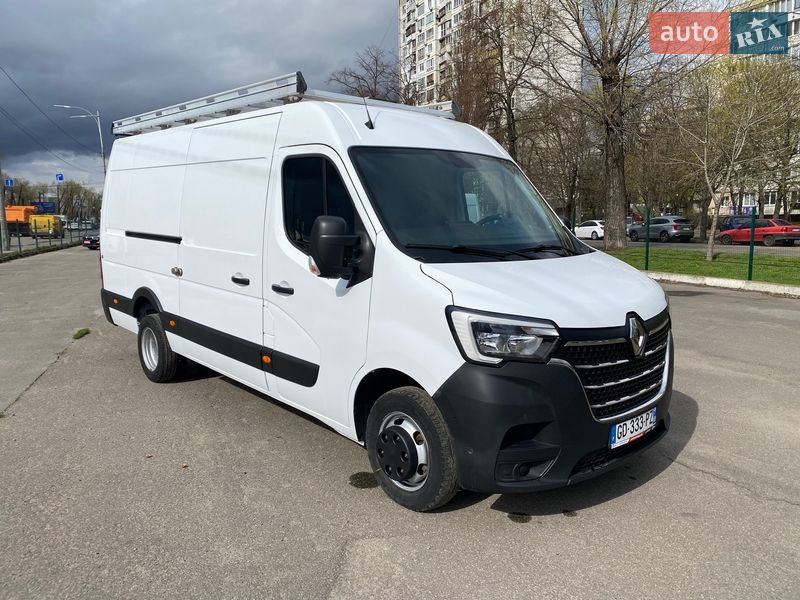 Renault Master 2021