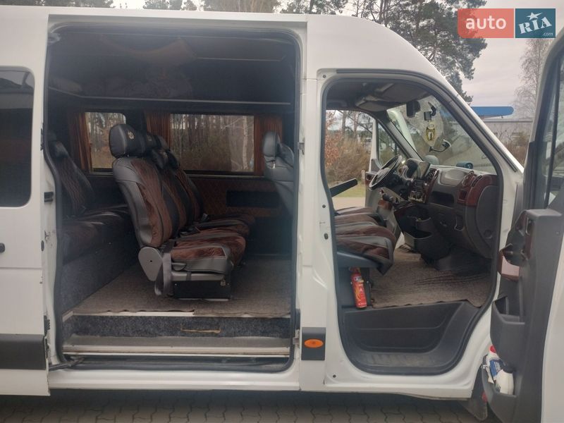 Вантажопасажирський фургон Renault Master 2015 в Костопілі
