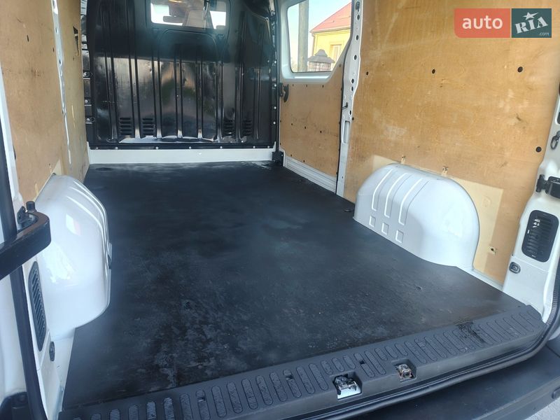 Вантажний фургон Renault Master 2020 в Дубні фото 23 Вантажний фургон Renault Master 2020 в Дубні