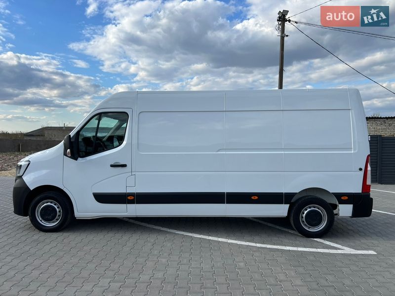 Грузовой фургон Renault Master 2022 в Дубно
