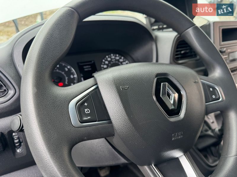 Другие грузовики Renault Master 2023 в Ровно