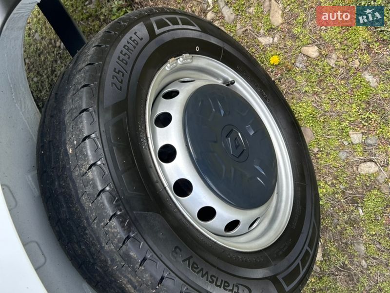 Грузовой фургон Renault Master 2024 в Стрые