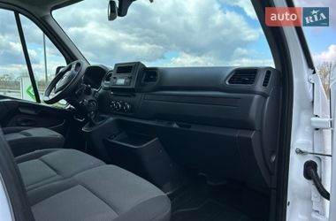 Грузовой фургон Renault Master 2024 в Стрые