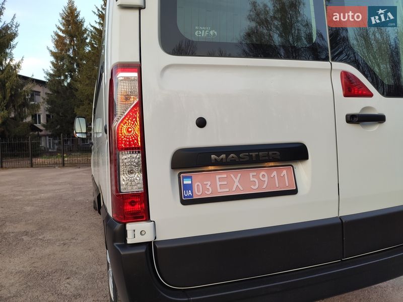 Грузовой фургон Renault Master 2017 в Бердичеве