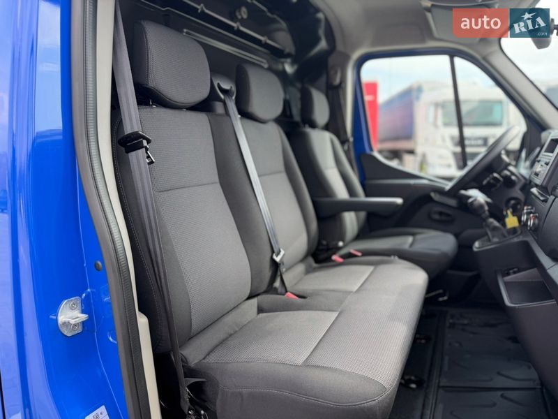 Грузовой фургон Renault Master 2022 в Дубно