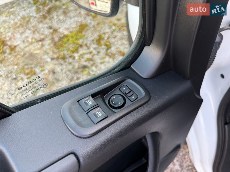 Вантажний фургон Renault Master 2021 в Бердичеві