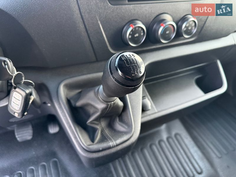 Вантажний фургон Renault Master 2021 в Бердичеві