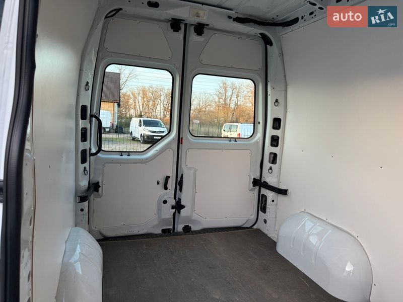 Вантажний фургон Renault Master 2021 в Бердичеві