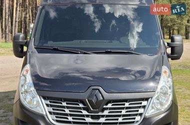Вантажний фургон Renault Master 2015 в Золочеві