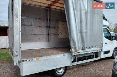 Вантажний фургон Renault Master 2015 в Івано-Франківську