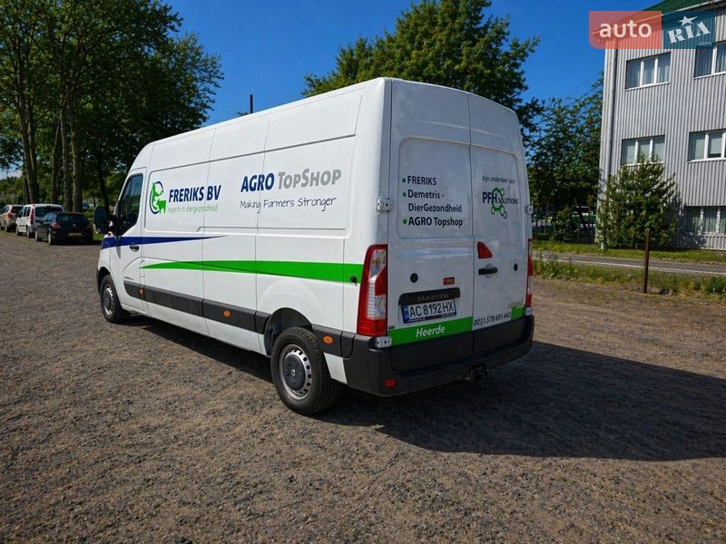 Вантажний фургон Renault Master 2017 в Луцьку