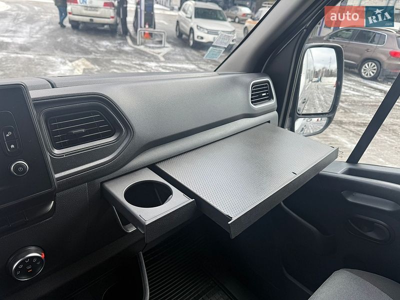 Грузовой фургон Renault Master 2020 в Днепре