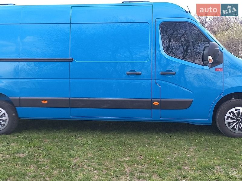 Грузовой фургон Renault Master 2014 в Чернигове
