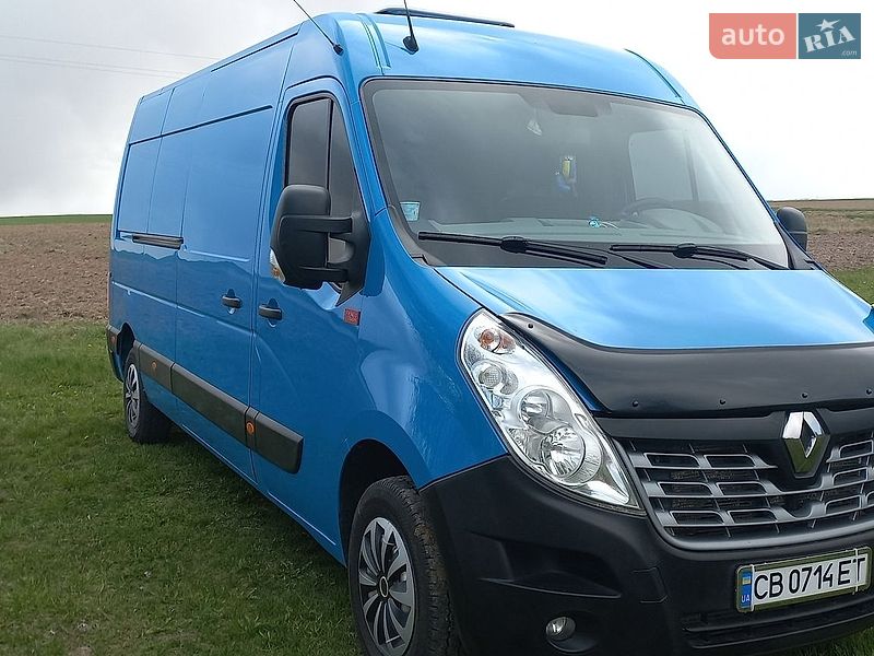 Грузовой фургон Renault Master 2014 в Чернигове