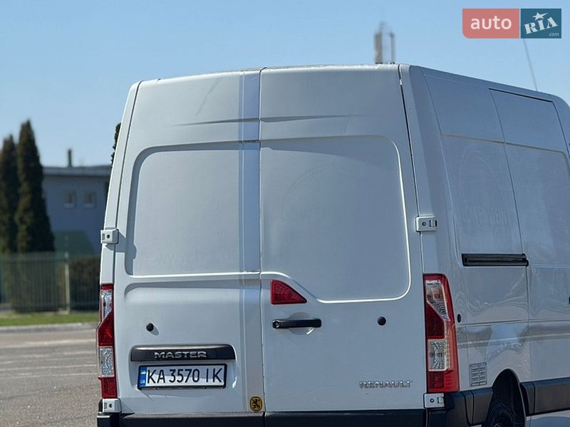 Вантажний фургон Renault Master 2017 в Києві