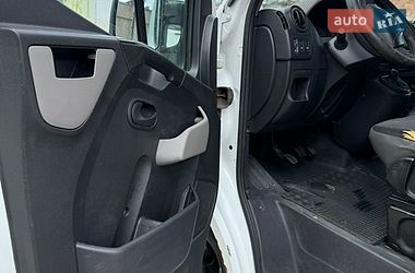 Вантажний фургон Renault Master 2016 в Харкові