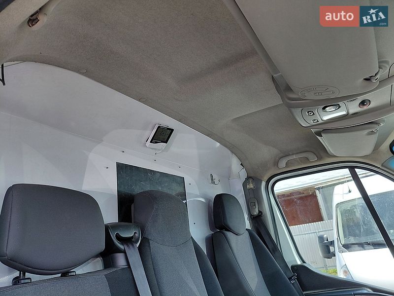 Грузовой фургон Renault Master 2015 в Ивано-Франковске