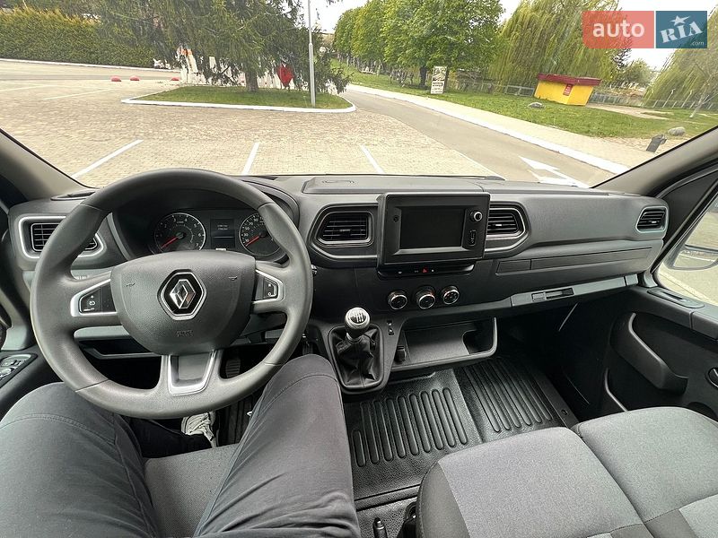 Грузовой фургон Renault Master 2021 в Луцке