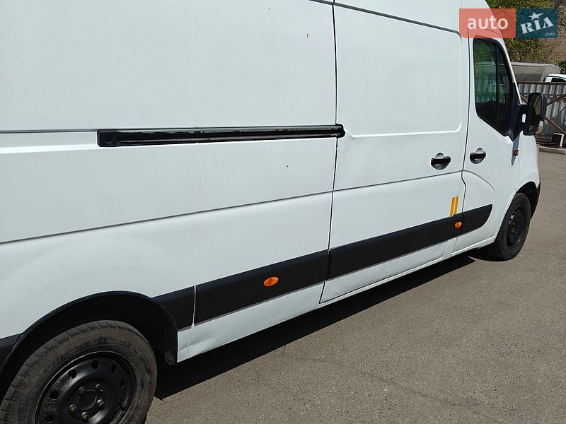 Микроавтобус грузовой (до 3,5т) Renault Master 2015 в Полтаве