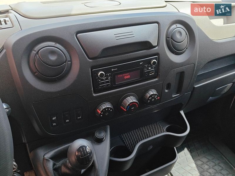 Микроавтобус грузовой (до 3,5т) Renault Master 2015 в Полтаве фото 22 Микроавтобус грузовой (до 3,5т) Renault Master 2015 в Полтаве