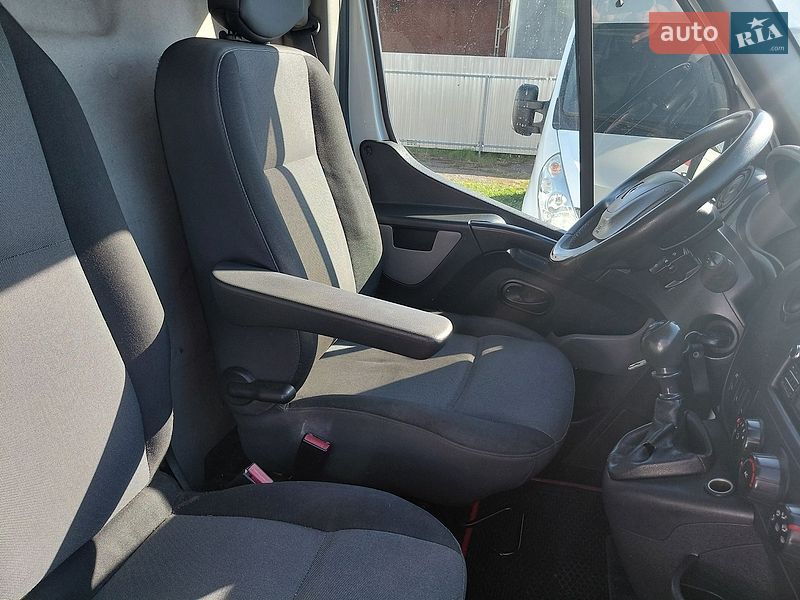 Грузовой фургон Renault Master 2015 в Ивано-Франковске