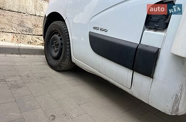 Грузовой фургон Renault Master 2015 в Львове
