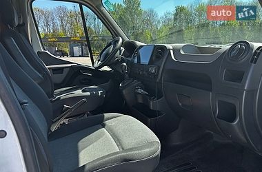 Грузовой фургон Renault Master 2017 в Львове
