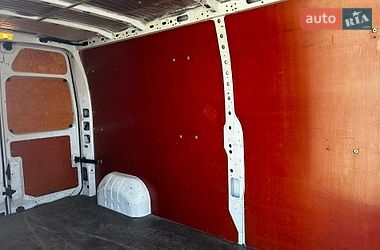 Грузовой фургон Renault Master 2017 в Львове